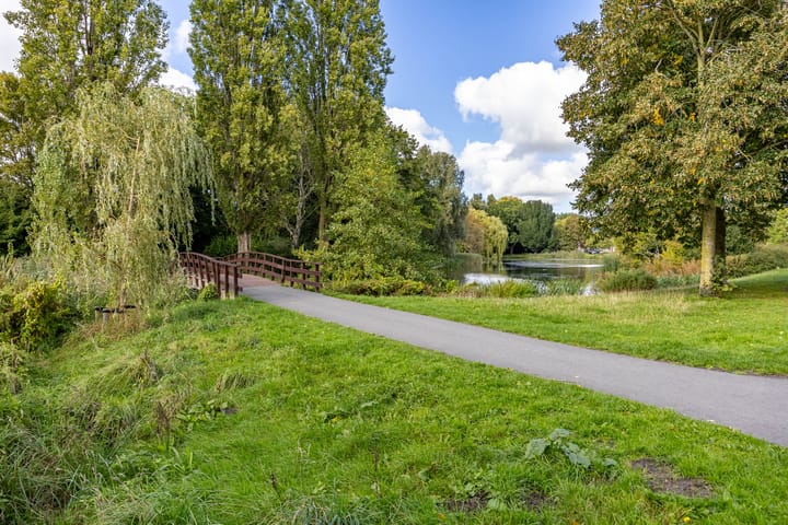 Foto 36 van Jacob van Ruysdaelstraat 76