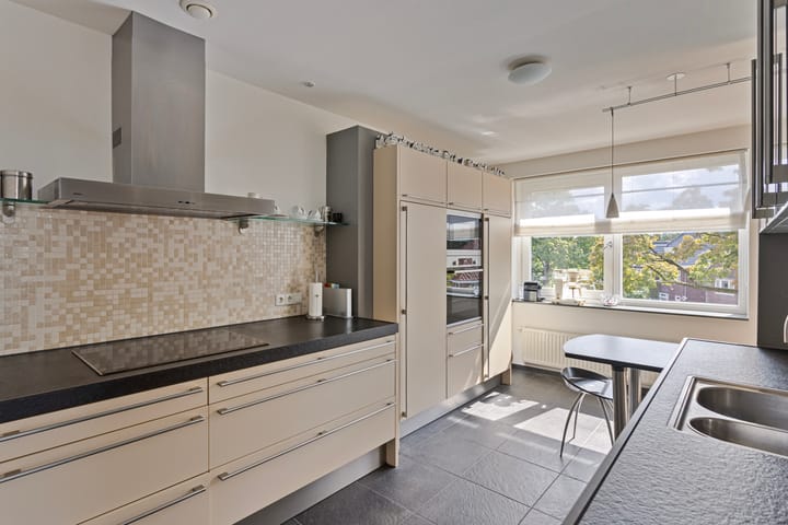 Photo 18 of Knuvelderlaan 13