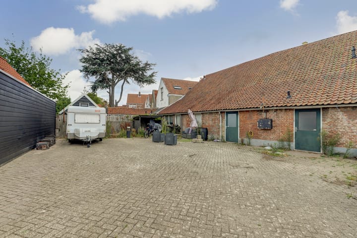 Photo 41 of Kerkhof 28