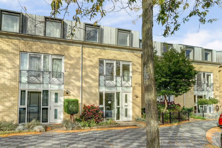 Foto 1 van Albert Camuslaan 11