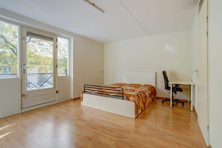 Foto 11 van Albert Camuslaan 11