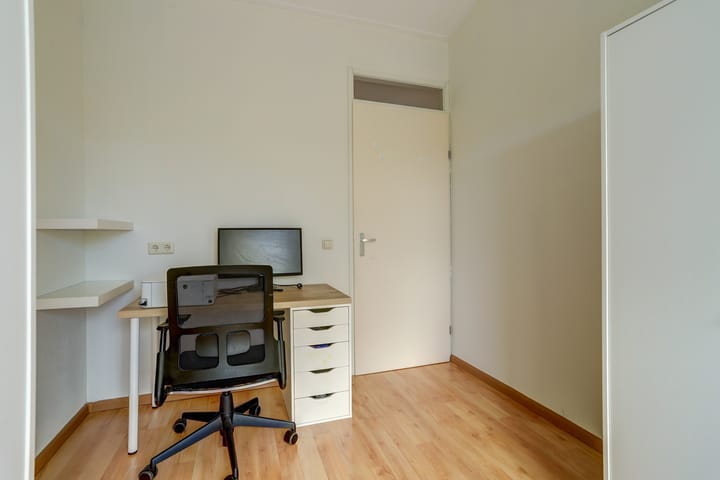 Foto 16 van Albert Camuslaan 11