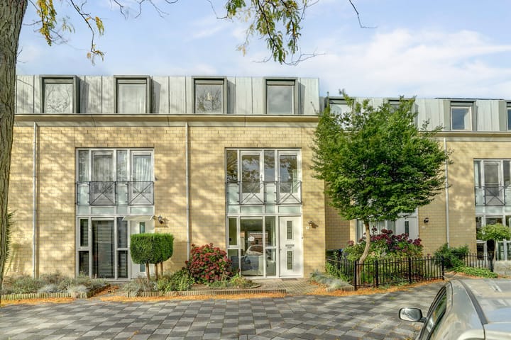 Foto 28 van Albert Camuslaan 11