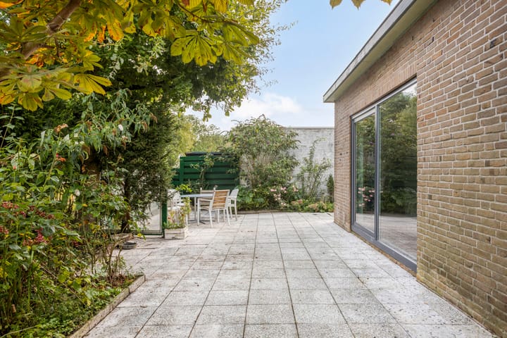 Photo 35 of Langeweid 11