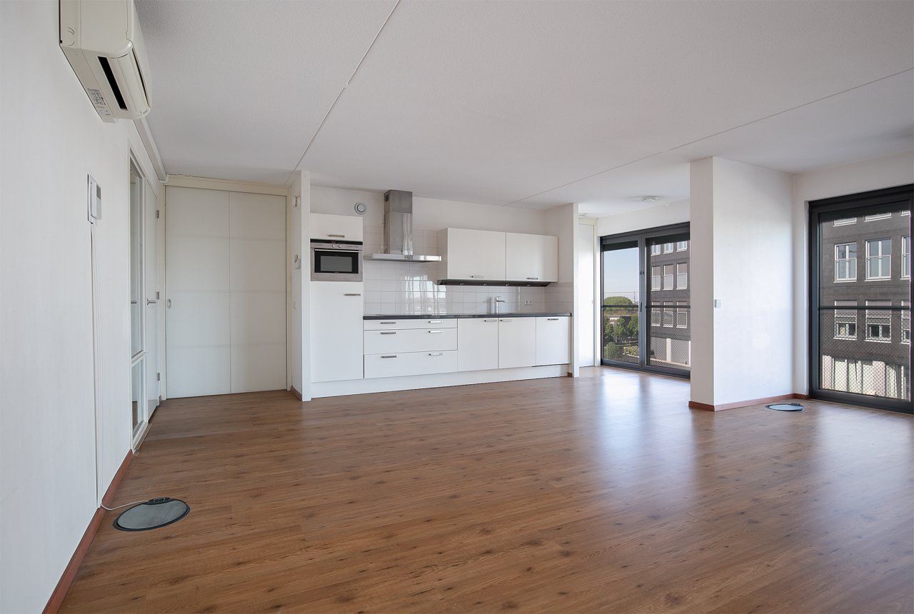 Foto 4 van Purperhoedenveem 122