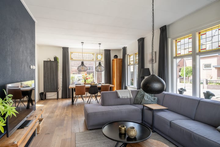 Vrijstaande woning te koop: Pastoor Vinkesteynstraat 1, Kwintsheul