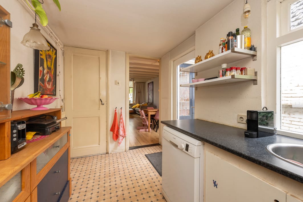 Photo 8 of Hoogvensestraat 169