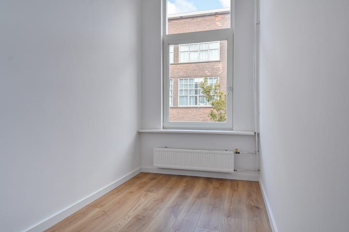 Foto 15 van Vinkensteynstraat 140