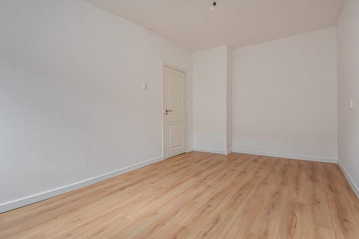 Foto 24 van Vinkensteynstraat 140