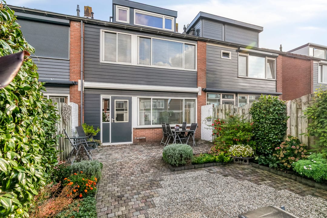 Photo 2 of Prinses Irenestraat 15