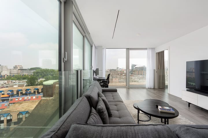 Foto 2 van Halvemaanpassage 37