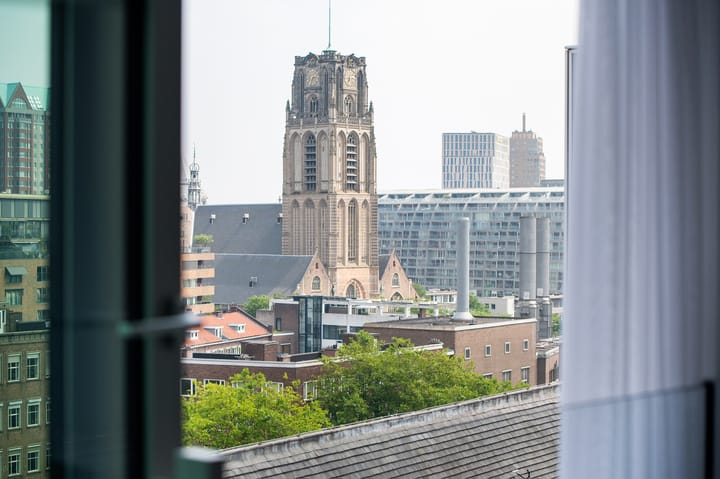 Foto 5 van Halvemaanpassage 37