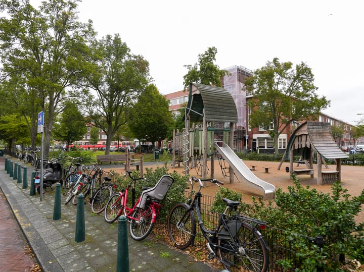 Foto 4 van Aarnout Drostlaan 61