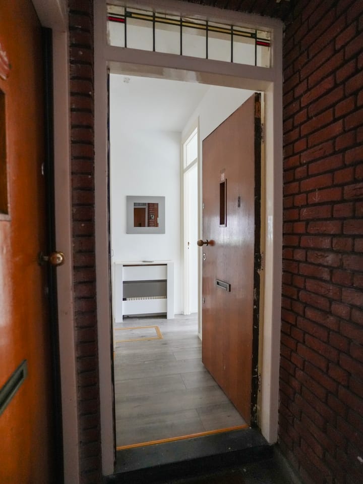 Foto 9 van Aarnout Drostlaan 61