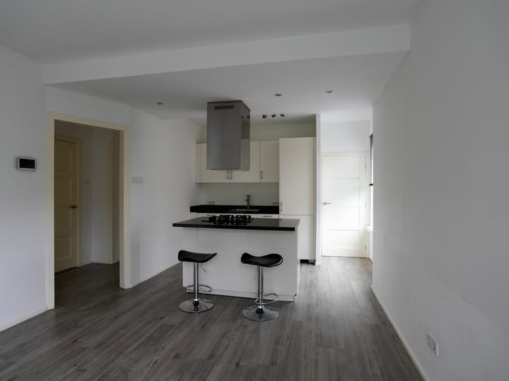 Foto 11 van Aarnout Drostlaan 61