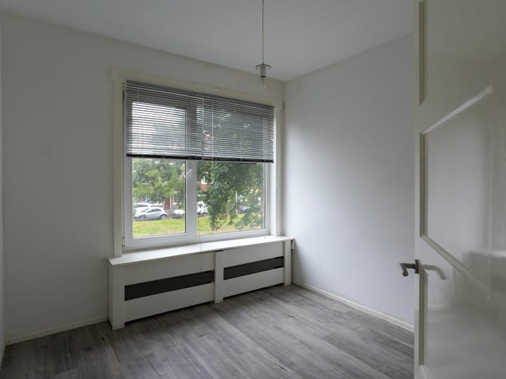 Foto 16 van Aarnout Drostlaan 61