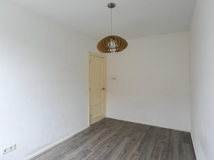 Foto 24 van Aarnout Drostlaan 61