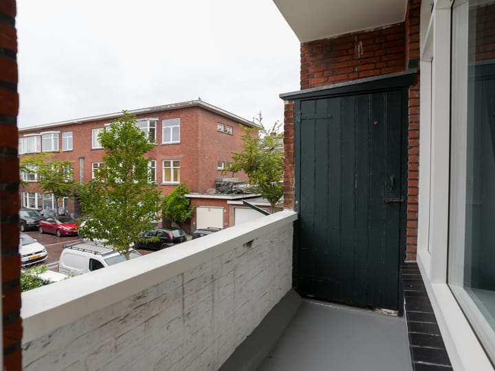 Foto 29 van Aarnout Drostlaan 61