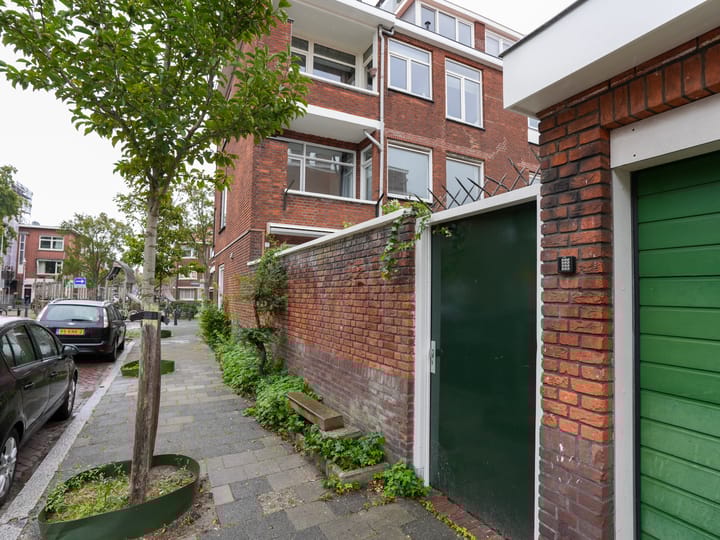 Foto 38 van Aarnout Drostlaan 61