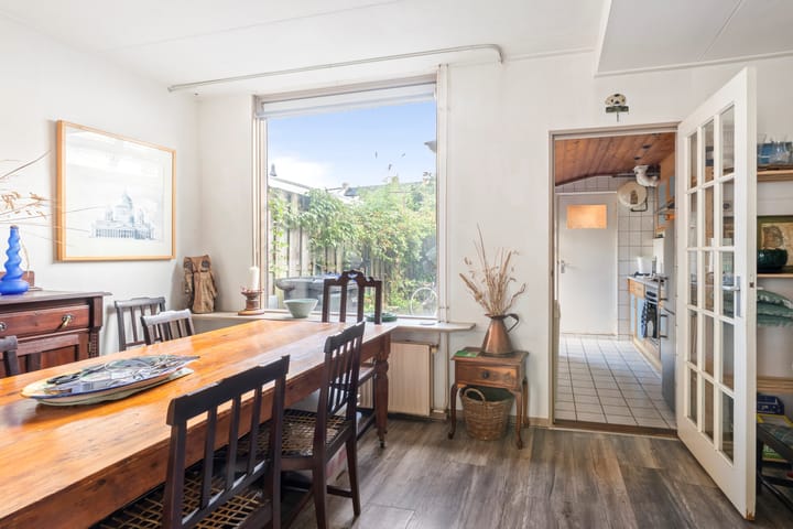 Foto 10 van Emmastraat 19