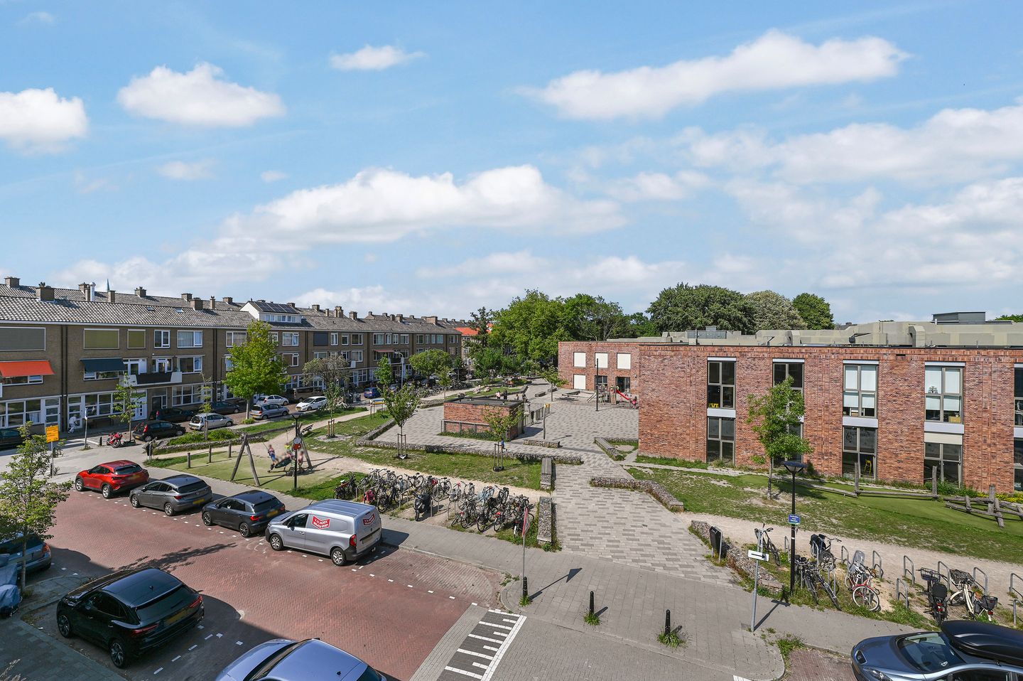 Photo 14 of Wijnandt van Elststraat 30