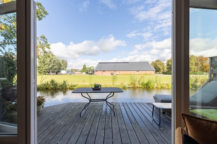 Foto 8 van Nauerna 4-B