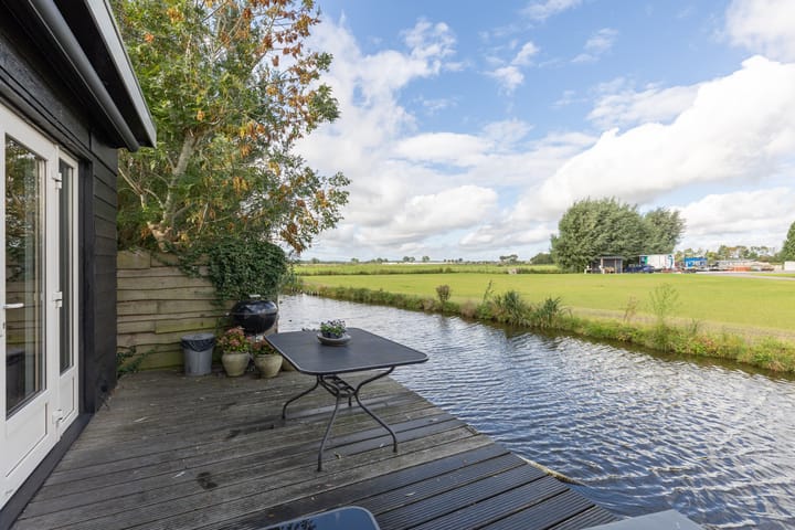 Foto 9 van Nauerna 4-B