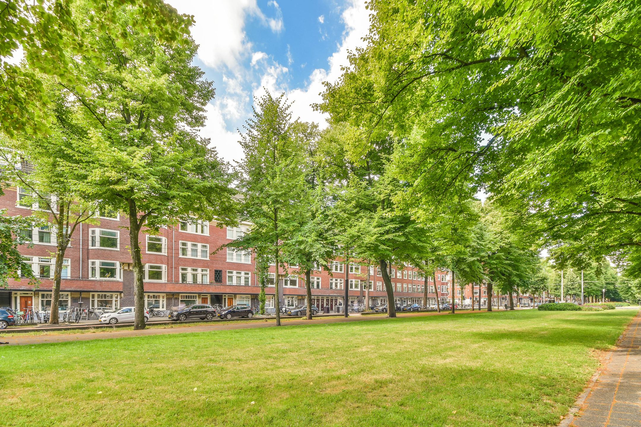 Photo 24 of Deurloostraat 33-1