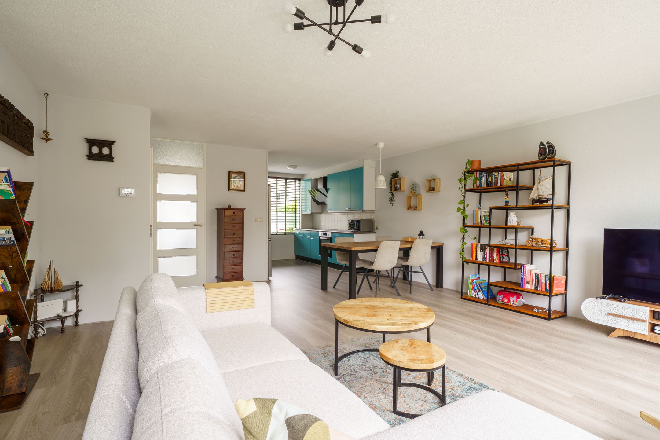 Foto 9 van Lotusbloemweg 90