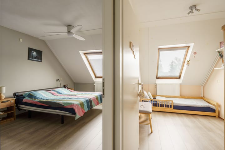 Foto 19 van Lotusbloemweg 90