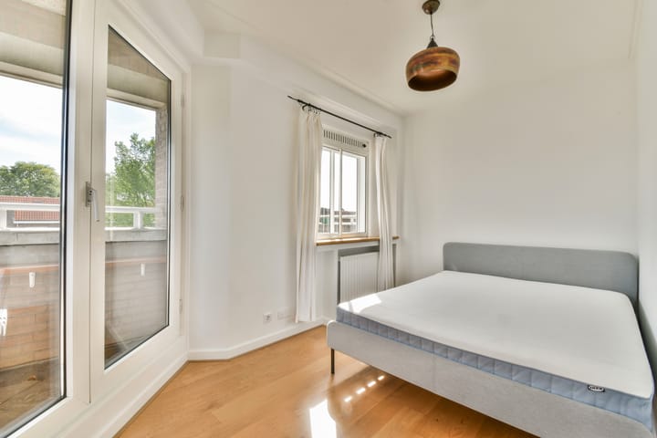 Foto 13 van Hoofdweg 127-G