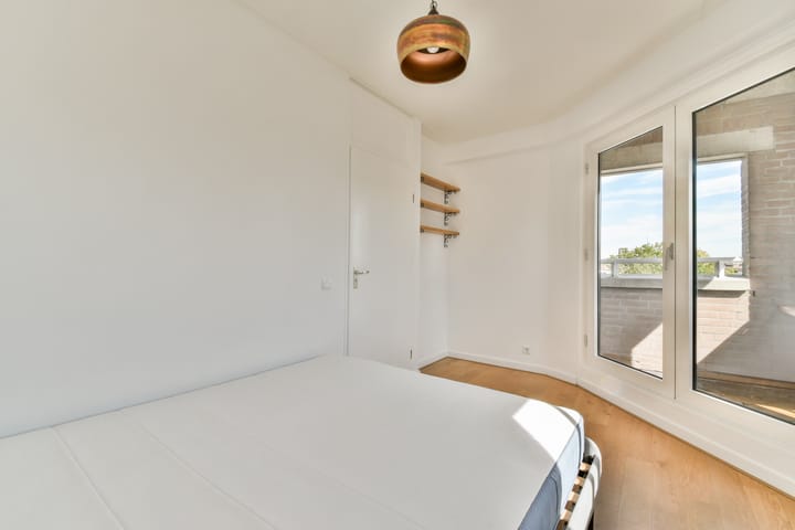 Foto 16 van Hoofdweg 127-G