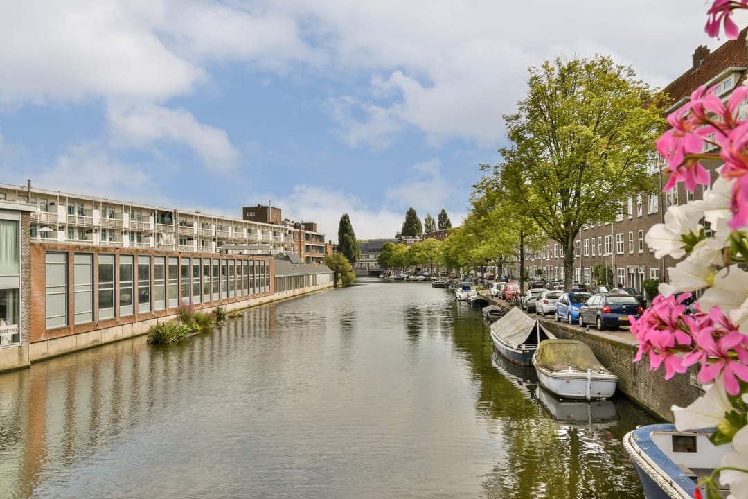 Foto 23 van Hoofdweg 127-G