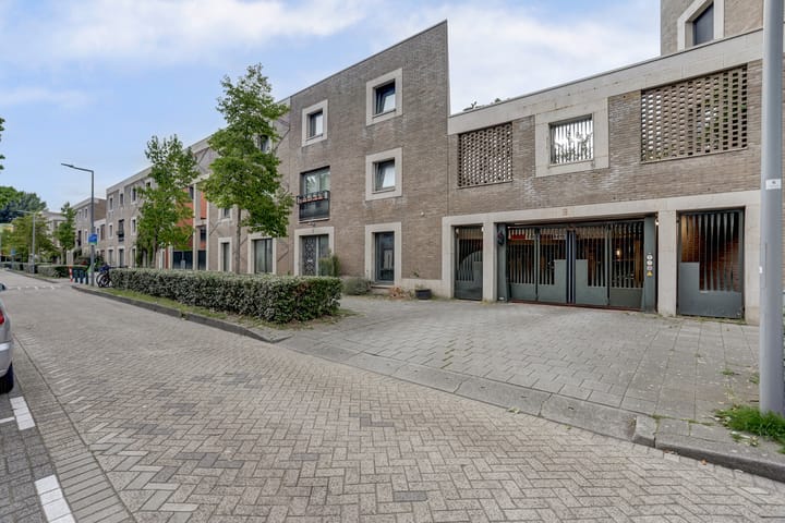 Foto 24 van Iwanhof 9