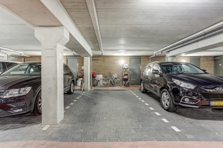 Foto 4 van Iwanhof 9