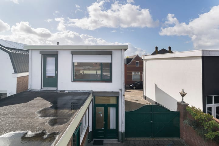 Foto 24 van Voorstraat 7