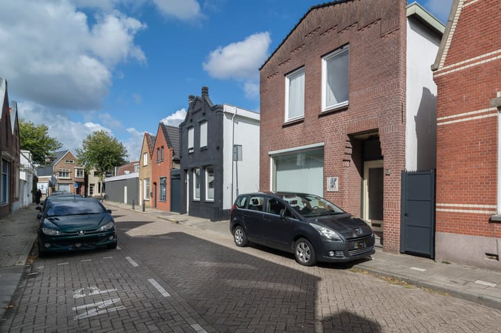 Foto 28 van Voorstraat 7