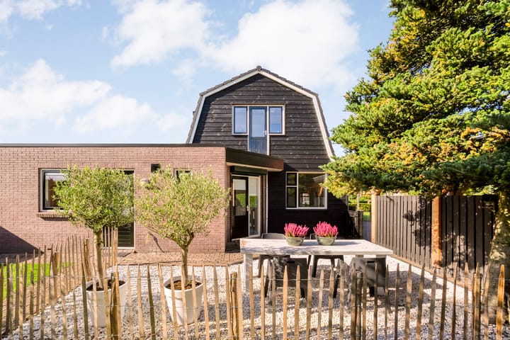 Photo 35 of Dorpsstraat 18