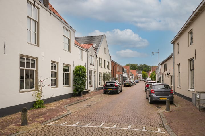 Photo 43 of Aart Robberstraat 7