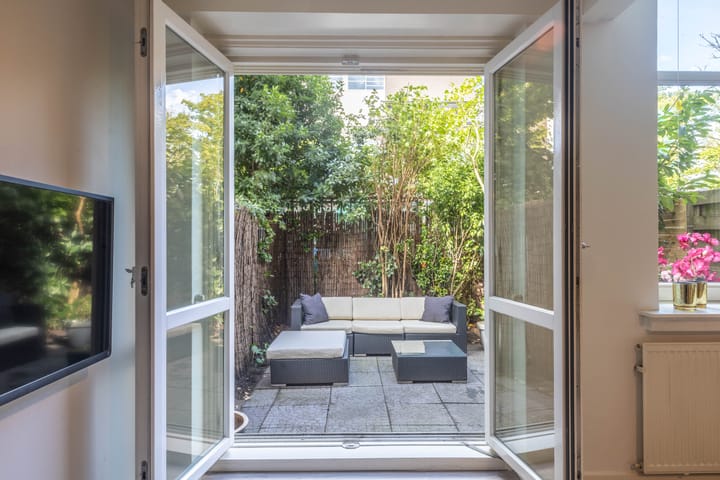 Photo 10 of Rapenburgerplein 25