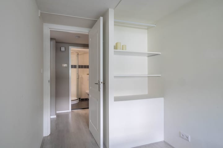 Photo 18 of Rapenburgerplein 25