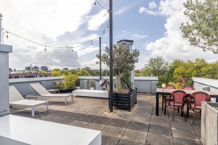 Photo 24 of Rapenburgerplein 25