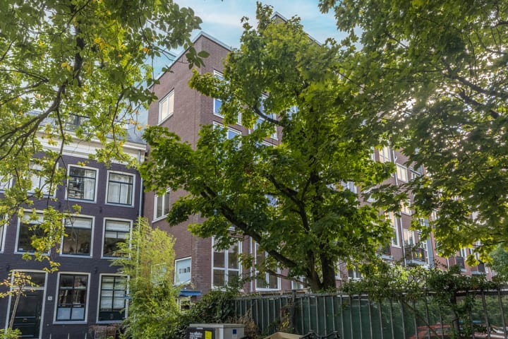 Photo 32 of Rapenburgerplein 25