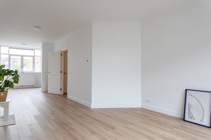 Photo 3 of Nunspeetlaan 78