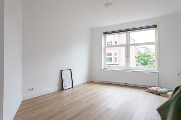 Photo 5 of Nunspeetlaan 78