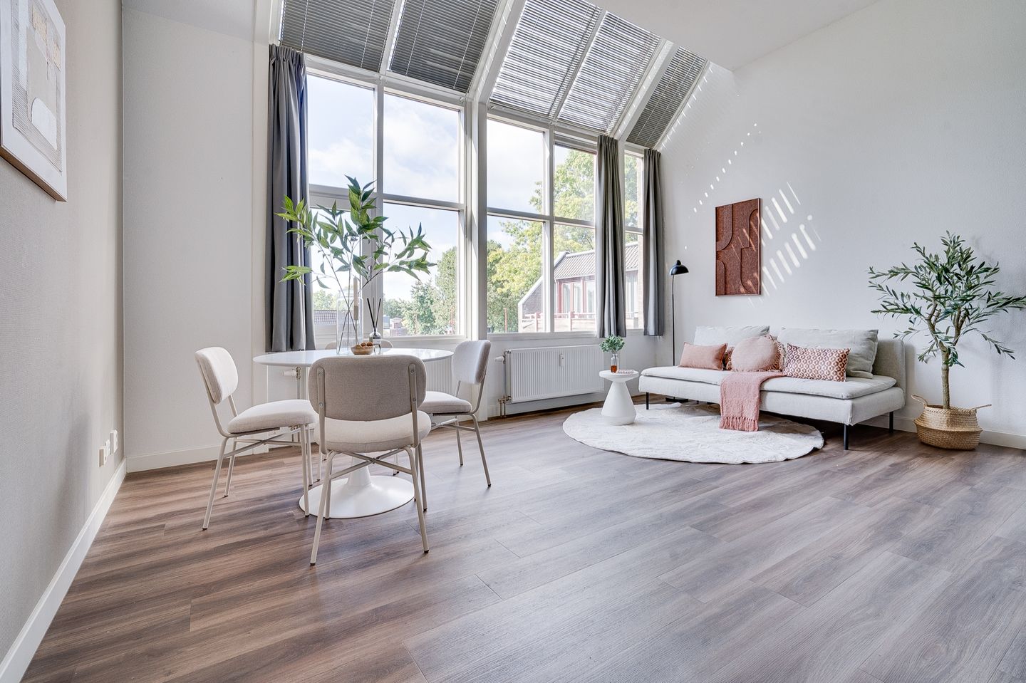 Foto 1 van Geelgors 1-17