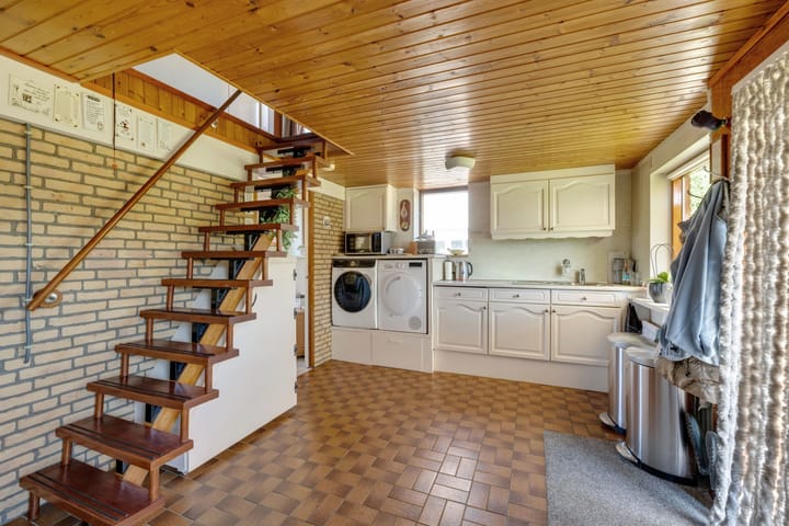 Photo 18 of Torenweg 21