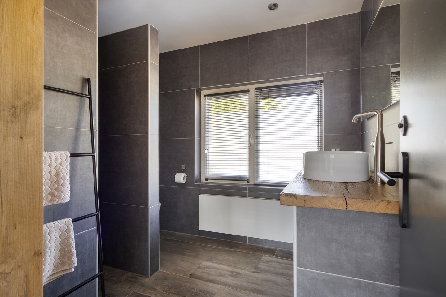 Photo 25 of Zwembadweg 21