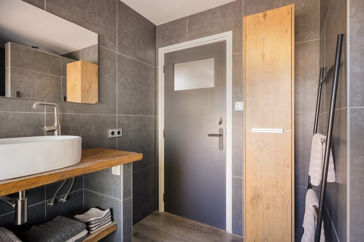 Foto 28 van Zwembadweg 21