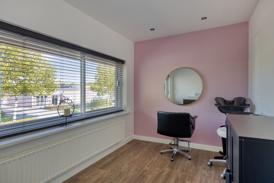 Photo 31 of Zwembadweg 21